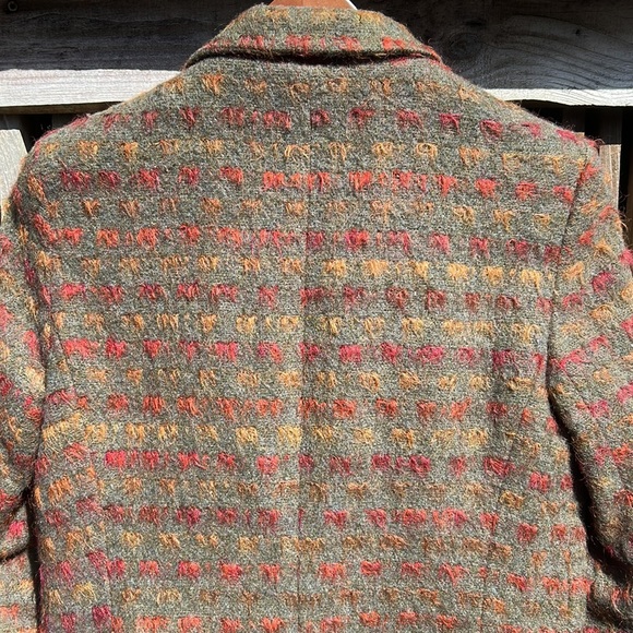 wool blend blazer rich jewel tones on dark mossy green brown wood buttons - Picture 10 of 15